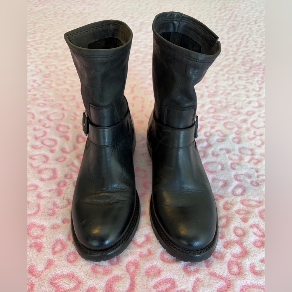 Frye Black Leather Boots 
Women’s Size: 8.5 - Picture 2 of 9